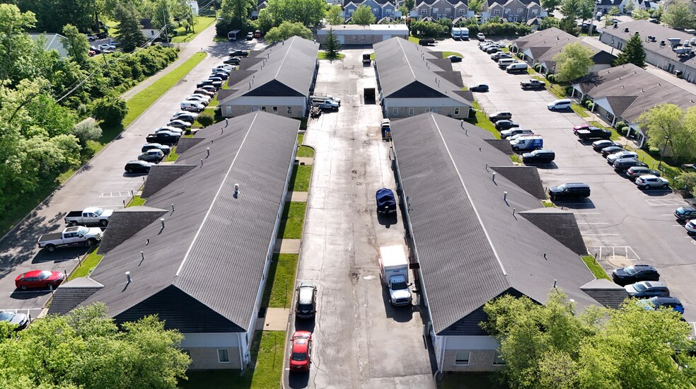 More Photos Of 10-106 Village Pointe Dr, Powell Flex For Lease