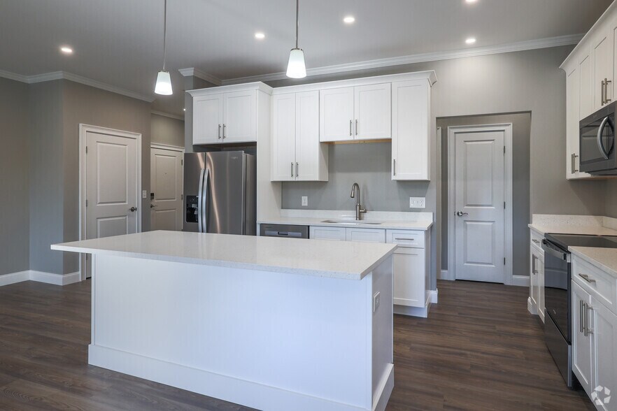 More Photos Of 3 Meeting House Rd, Chelmsford Apartments For Lease
