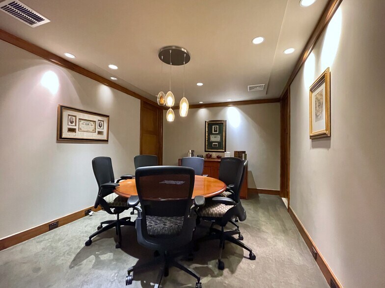 More Photos Of 90 Grove St, Ridgefield Medical For Sale