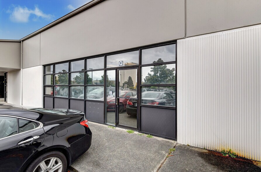 More Photos Of 3101 111th St SW, Everett Manufacturing For Lease
