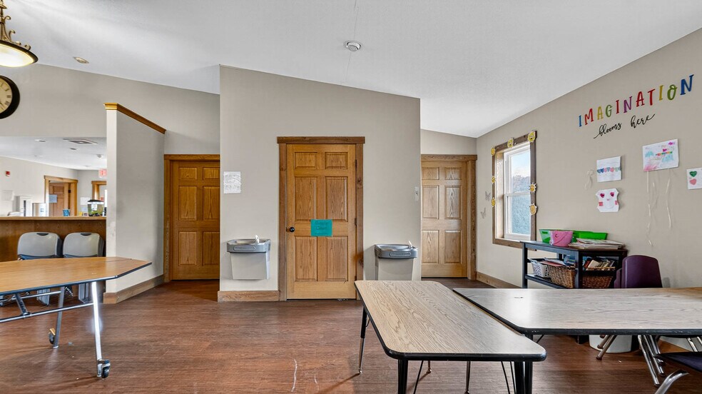 More Photos Of 1612 Truax Blvd, Eau Claire Daycare Center For Sale