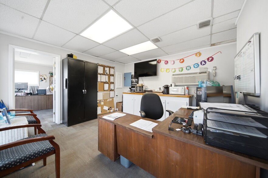 More Photos Of 2029 Platt Springs Rd, West Columbia Auto Dealership For Sale