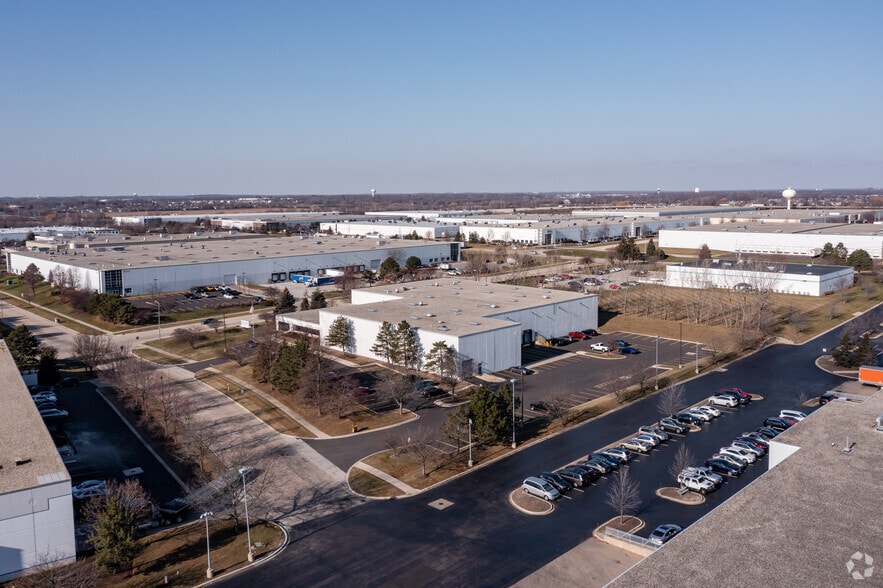 More Photos Of 865 Muirfield Dr, Hanover Park Warehouse For Lease