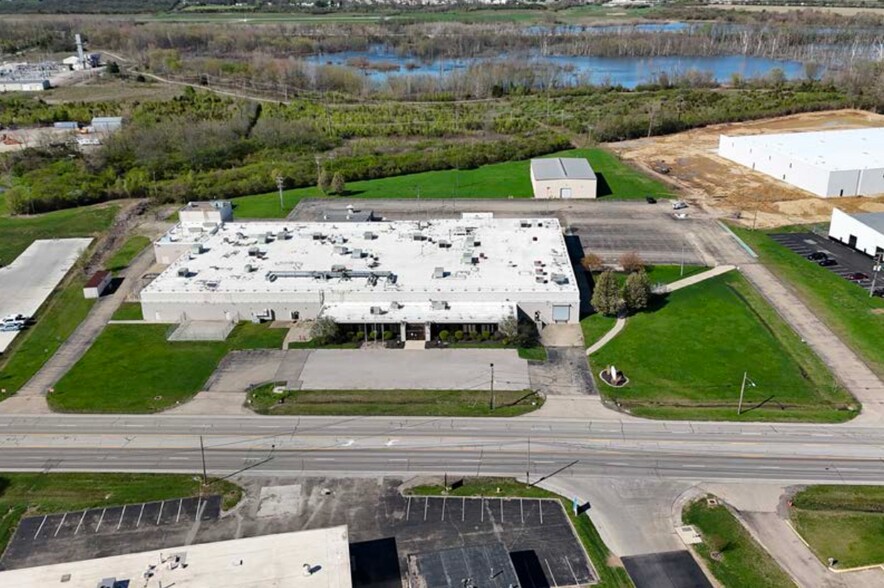 More Photos Of 3024 Symmes Rd, Hamilton Manufacturing For Lease