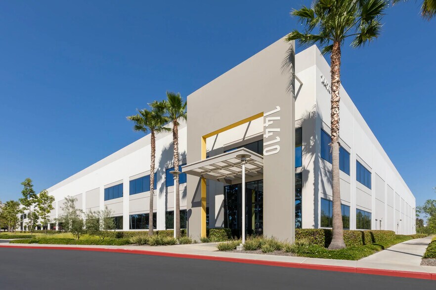 More Photos Of 14440 Myford Rd, Irvine Unknown For Lease