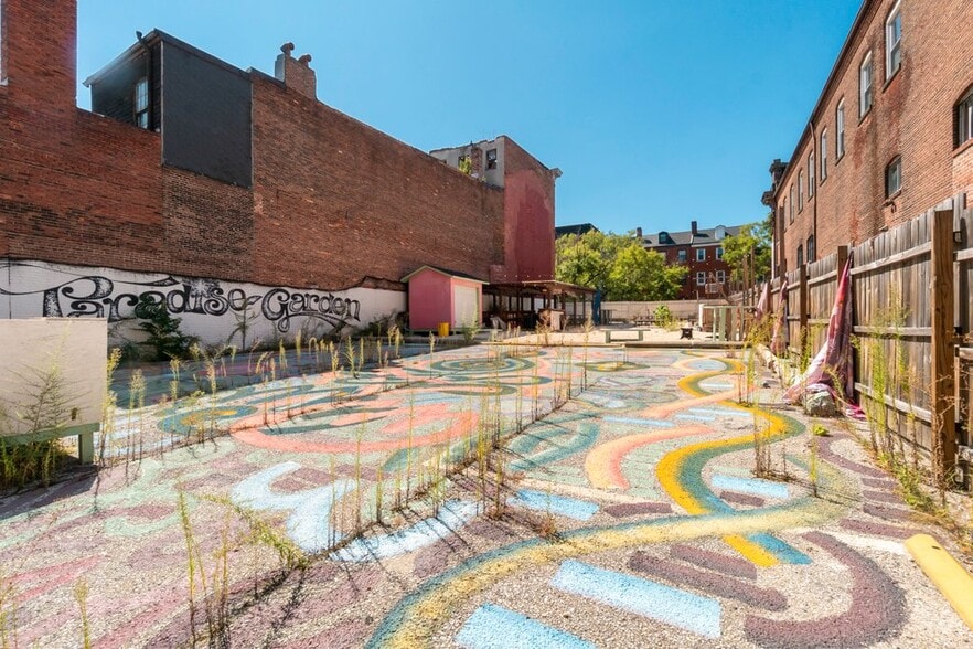 More Photos Of 319 N Paca St, Baltimore Land For Sale