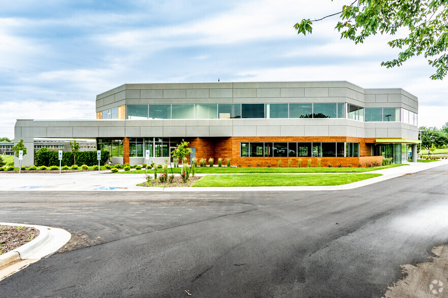 Primary Photo Of 11250 Corporate Ave, Lenexa Office For Lease