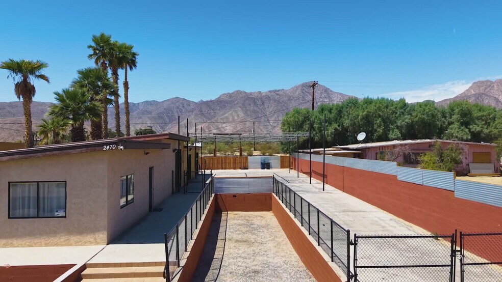 Primary Photo Of 2476 Stirrup Rd, Borrego Springs General Retail For Sale