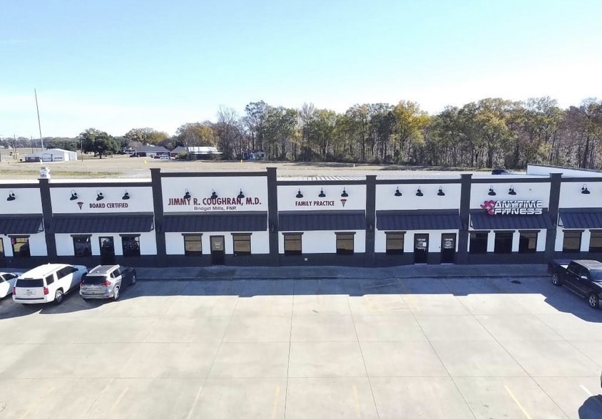 Primary Photo Of 8950 US-165, Sterlington Storefront For Sale