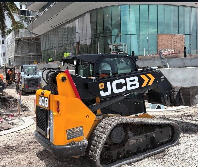 More Photos Of 7345 SW 41st St, Miami Warehouse For Sale