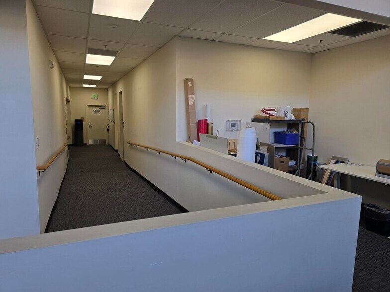 More Photos Of 2900-2902 Rucker Ave, Everett Freestanding For Lease