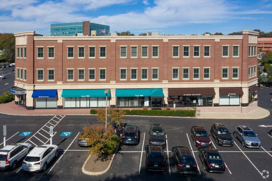 More Photos Of 595 E Lancaster Ave, Radnor Office For Lease