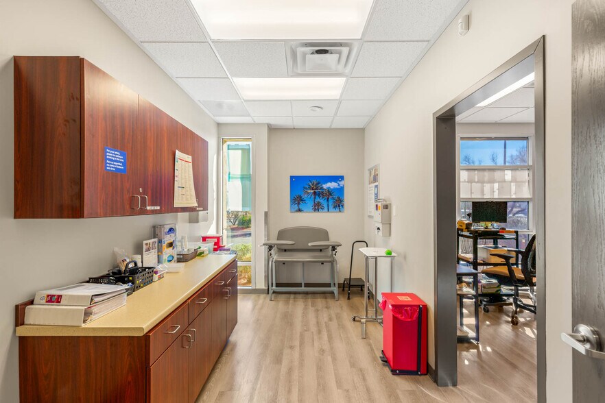 More Photos Of 2601 N Tenaya Way, Las Vegas Office For Sale