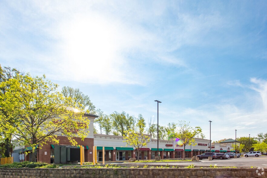 5801 Silver Hill Rd, District Heights, MD 20747