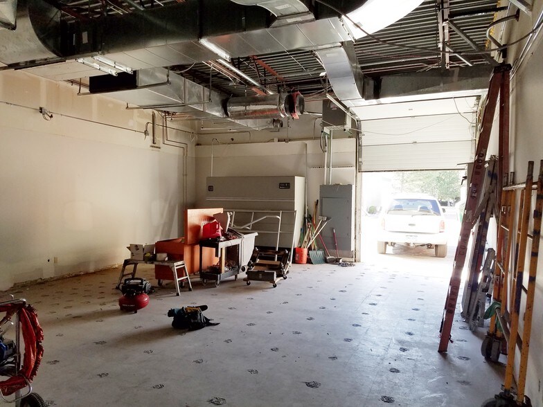 More Photos Of 1050 S Academy Blvd, Colorado Springs Office For Lease