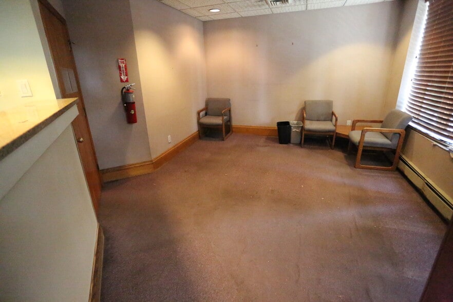 More Photos Of 117 70th St, Brooklyn Office Residential For Lease