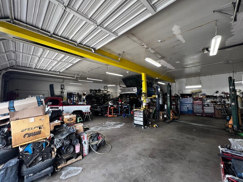 More Photos Of 201 S Navajo St, Denver Auto Repair For Sale
