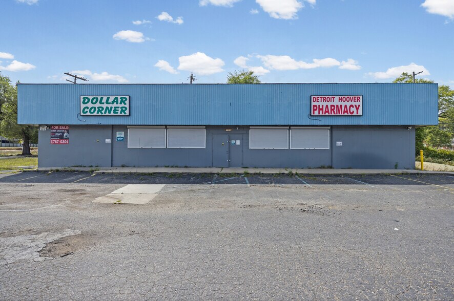 Primary Photo Of 11502-11538 E 7 Mile Rd, Detroit Freestanding For Sale