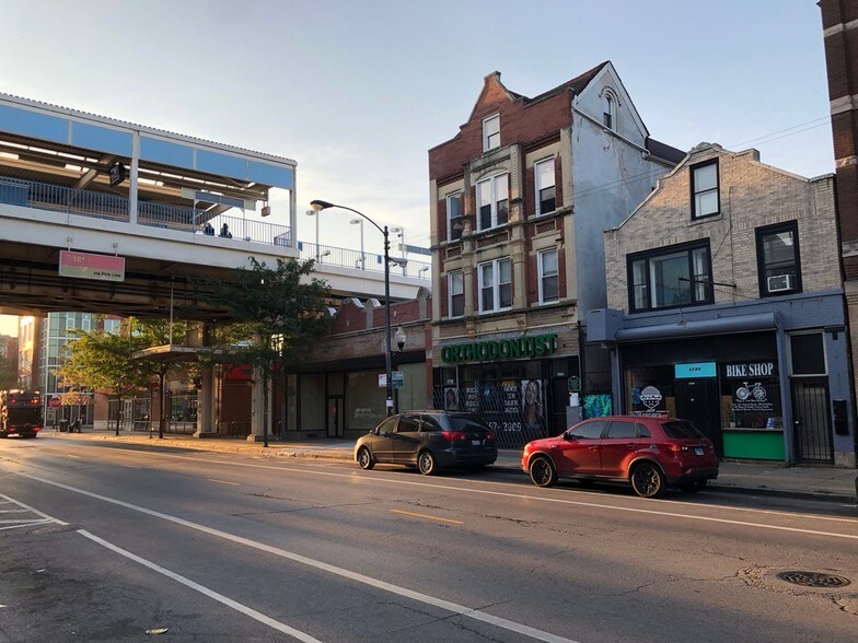 More Photos Of 1719 W 18th St, Chicago Storefront Retail Residential For Lease
