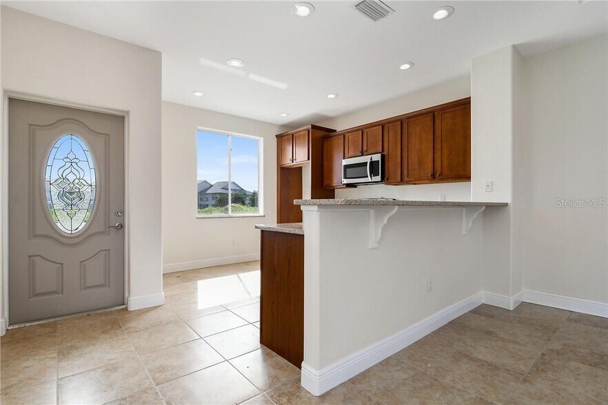More Photos Of 2105 US 27 S, Lake Placid Apartments For Sale
