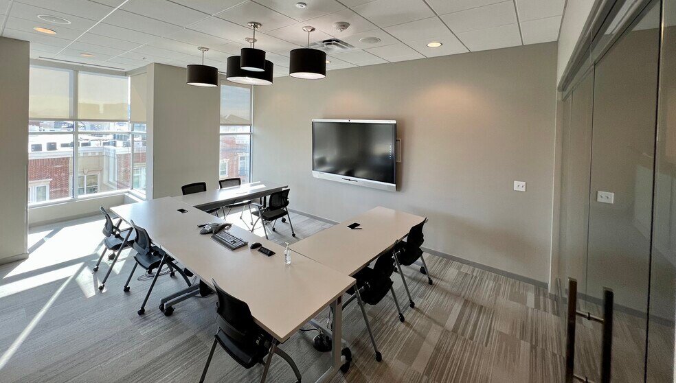 More Photos Of 2600 N Dallas Pky, Frisco Office For Lease