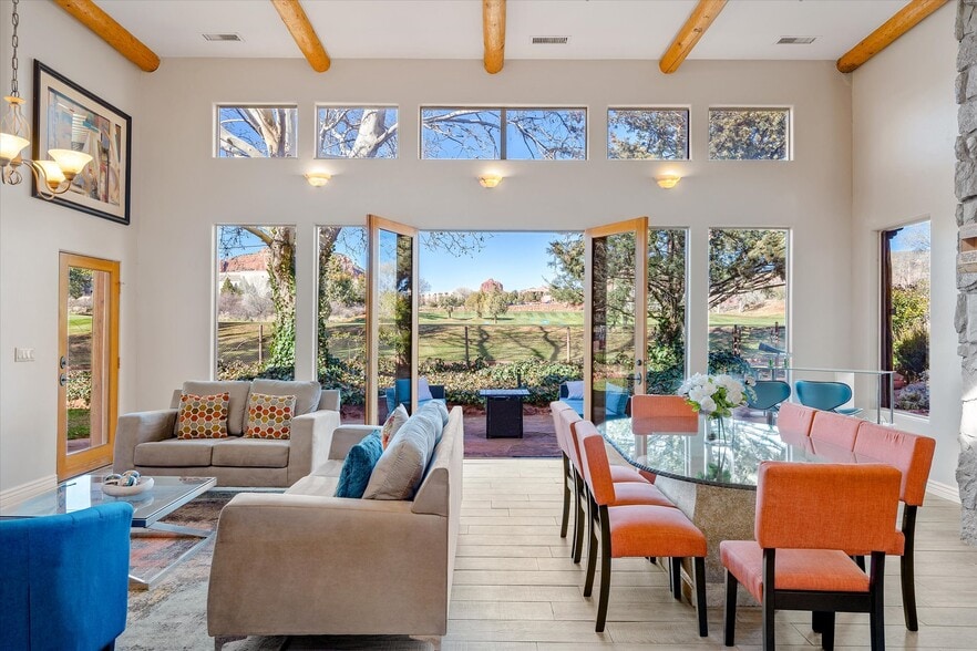 More Photos Of 10 Rojo Dr, Sedona Hotel For Sale