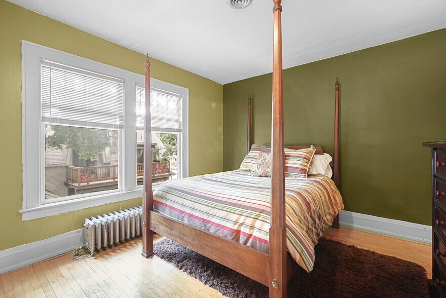 More Photos Of 530 S Union St, Traverse City Medical For Sale