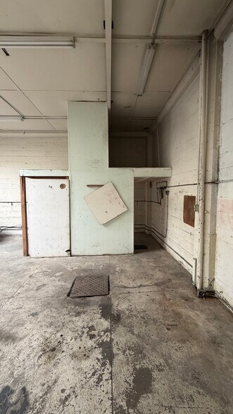 More Photos Of 3258 17th St, San Francisco Storefront Retail Residential For Lease