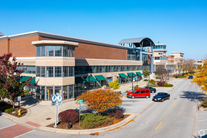 More Photos Of 1820-2041 Tower Dr, Glenview Unknown For Lease