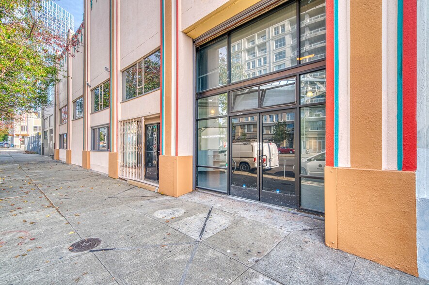 More Photos Of 123 S Van Ness Ave, San Francisco Storefront For Lease