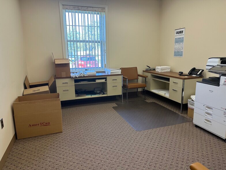 More Photos Of 240 Browns Ln, Coshocton Distribution For Sale