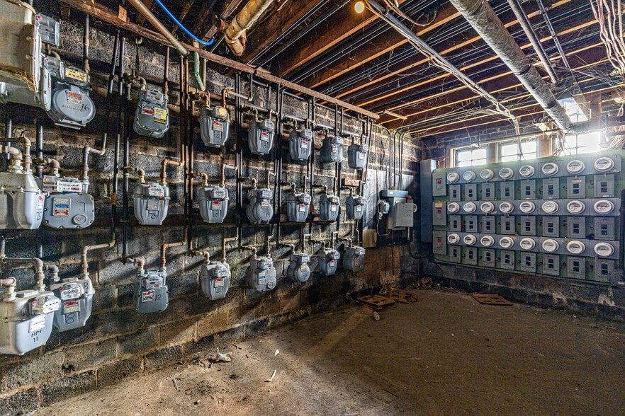 More Photos Of 312 Lake Ave, Rochester Apartments For Sale