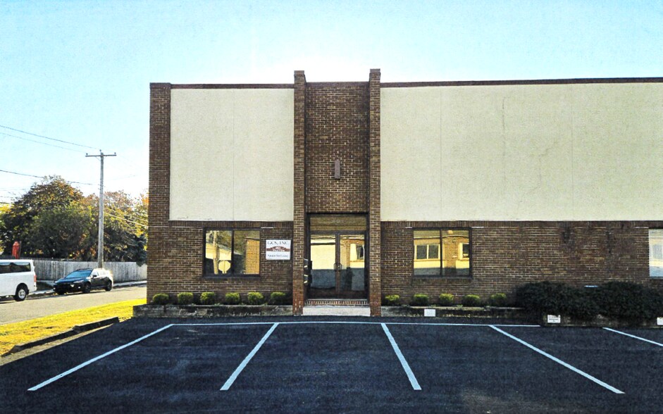 More Photos Of 403 Elm Ave, North Wales Warehouse For Sale