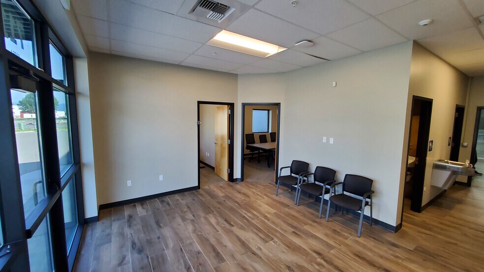 More Photos Of 711 S Clearwater Loop, Post Falls Manufacturing For Lease