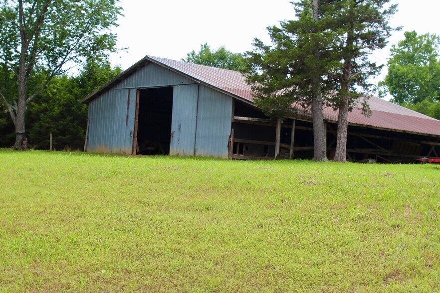 More Photos Of 29668 Farm Road 1268, Golden Land For Sale