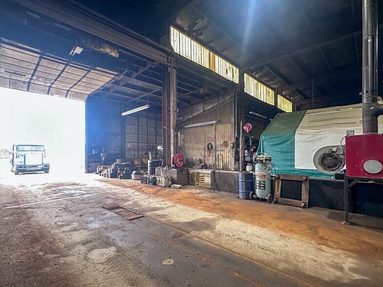 More Photos Of 1617 Warren Ave, Niles Warehouse For Sale