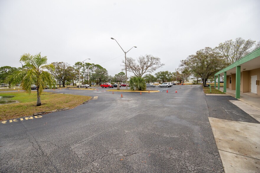 More Photos Of 6990 142nd Ave, Largo Religious Facility For Sale