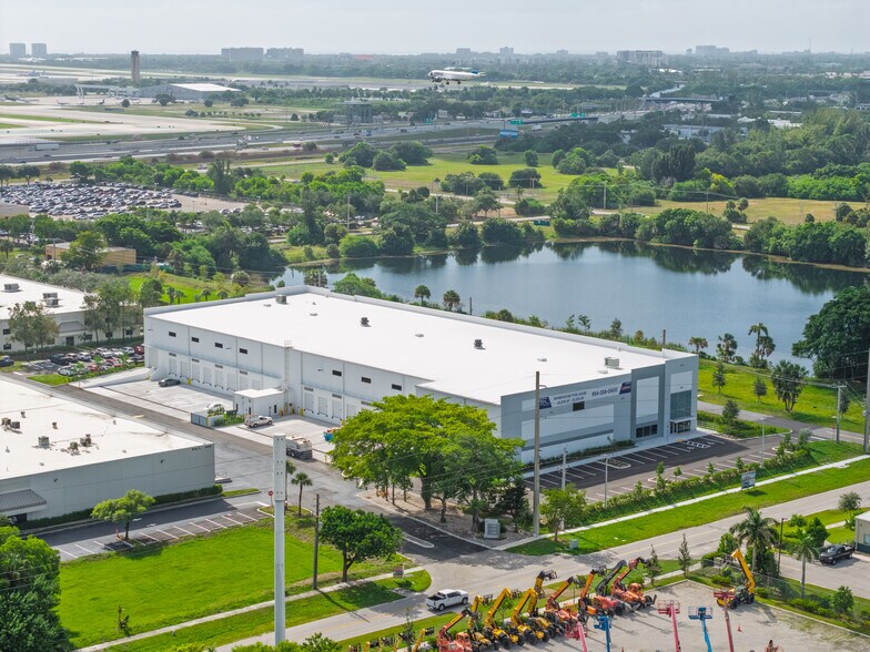 More Photos Of 3410 SW 26th Ter, Fort Lauderdale Warehouse For Lease