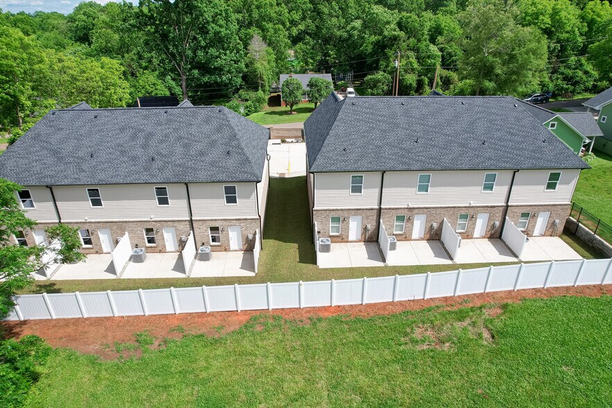 More Photos Of 501 Mill St, Lowell Apartments For Sale