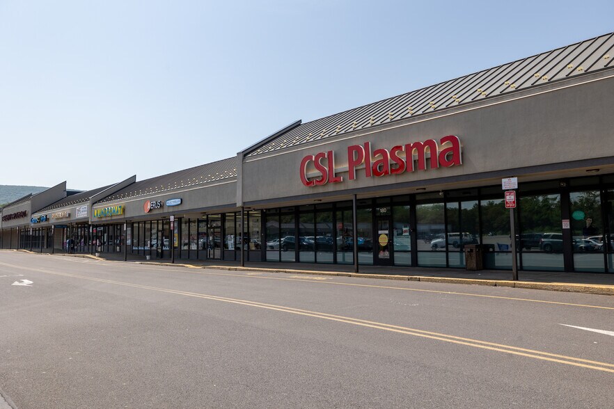 More Photos Of 1-400 E End Ctr, Wilkes-Barre Unknown For Lease