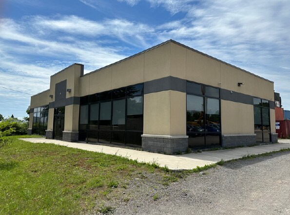 More Photos Of 580 Hazelhurst Rd, Mississauga Warehouse For Sale