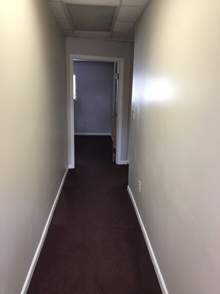 More Photos Of 1329 Kingsley Ave, Orange Park Office For Lease