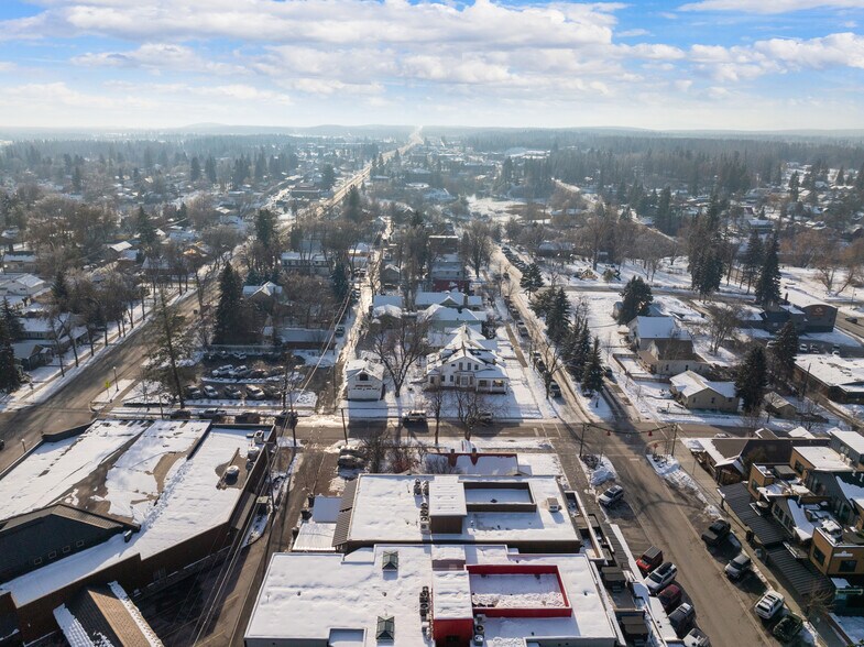More Photos Of 325 Central Ave, Whitefish Storefront Retail Office For Sale