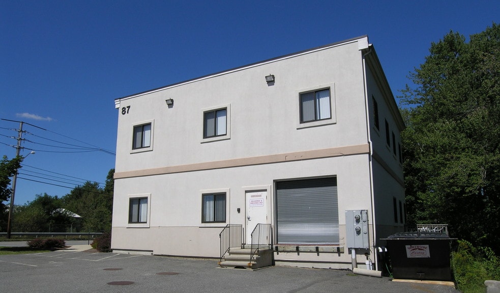 More Photos Of 87 Main St, North Reading Light Manufacturing For Sale