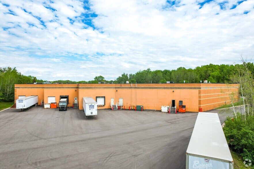 More Photos Of 3220 Granada Ave N, Oakdale Warehouse For Sale