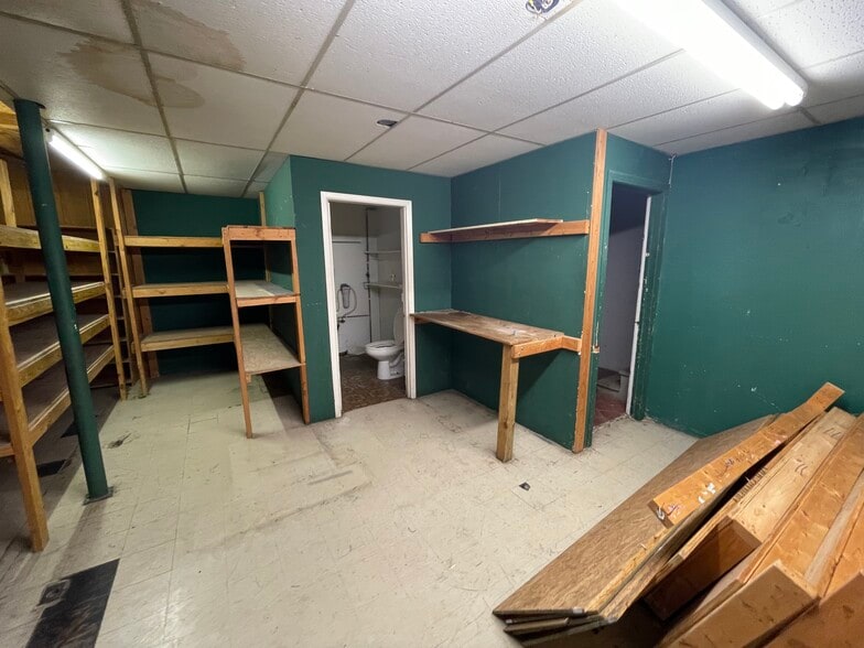 More Photos Of , Laredo General Retail For Sale