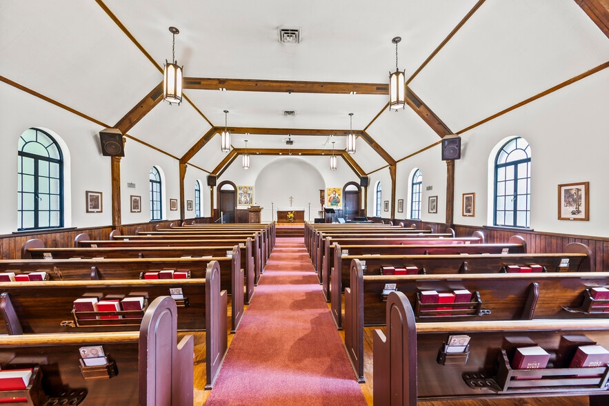 More Photos Of 2252 Queen St, Winston-Salem Religious Facility For Sale