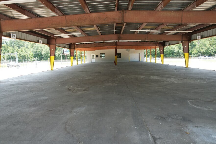 More Photos Of 326 Cordele Rd, Albany Industrial For Sale