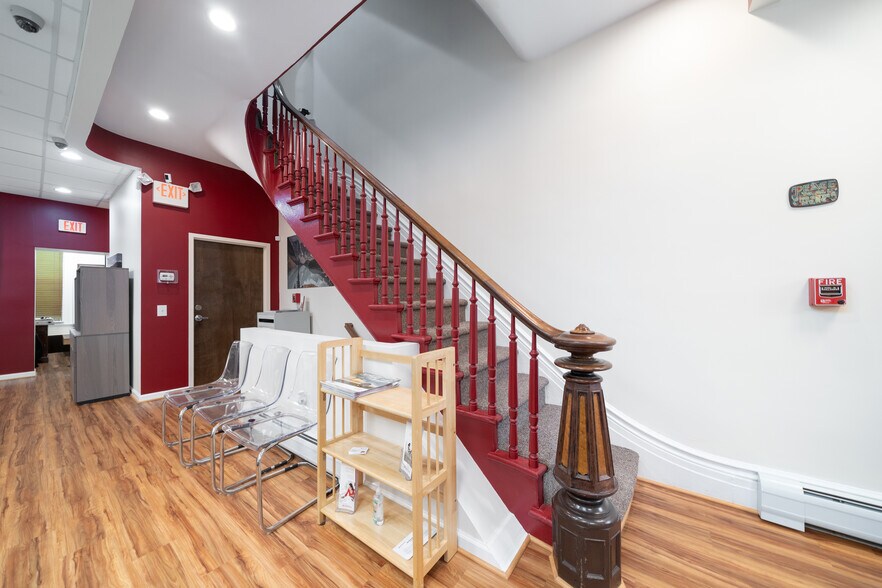 More Photos Of 715 Washington St, Hoboken Loft Creative Space For Lease