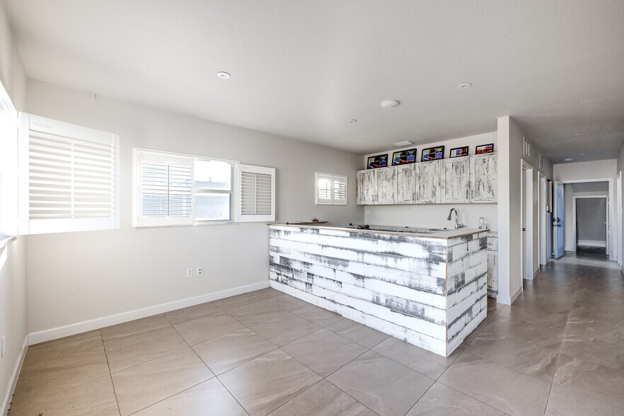 More Photos Of 90400 Overseas Hwy, Tavernier Marina For Sale